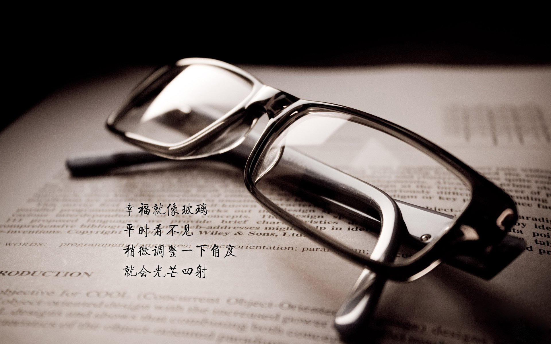 照明灯闪烁是怎么回事视频（照明灯一闪一闪是什么故障）